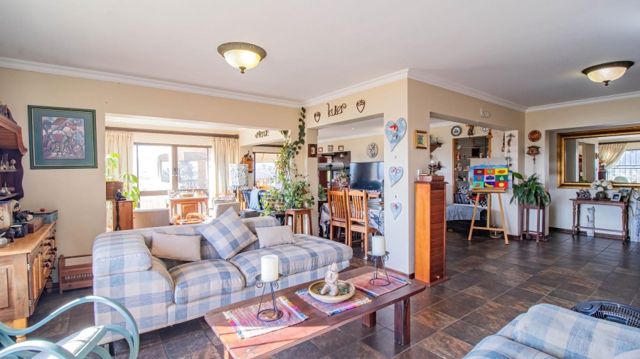 4 Bedroom Property for Sale in Deneysville Free State
